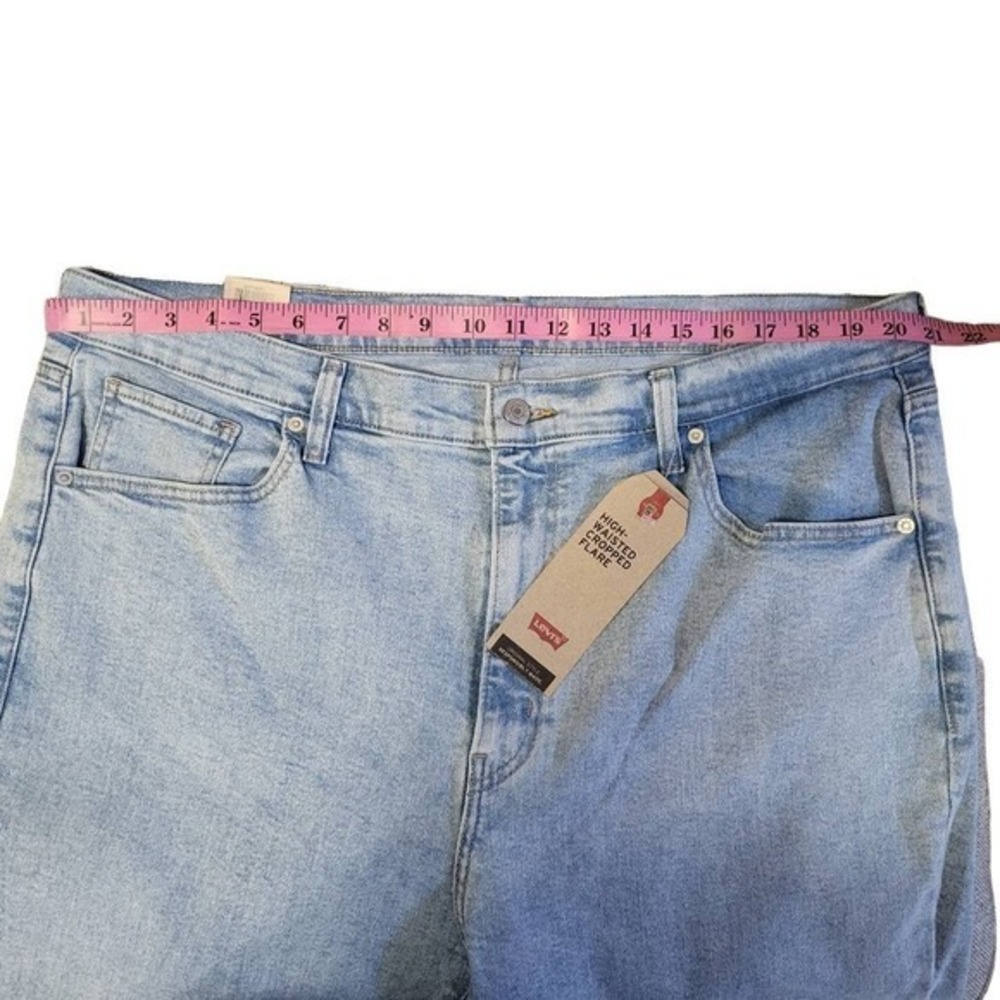 Levis high rise‎ chopped flare jeans - Picture 5 of 9